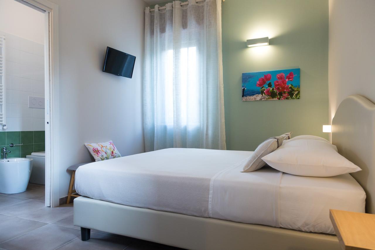 Hotel Mondello Martini Extérieur photo